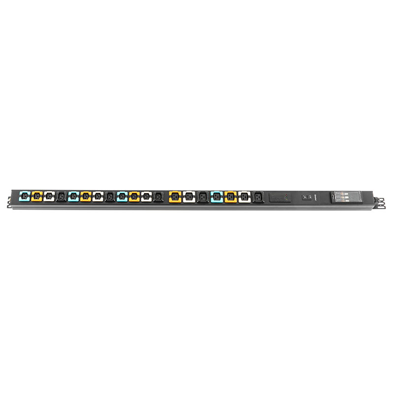 19-ulostulo C13 C19 pystysuora katkaisija 3 SPD Switched Rack Pdu